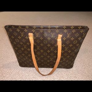 Louis Vuitton purse